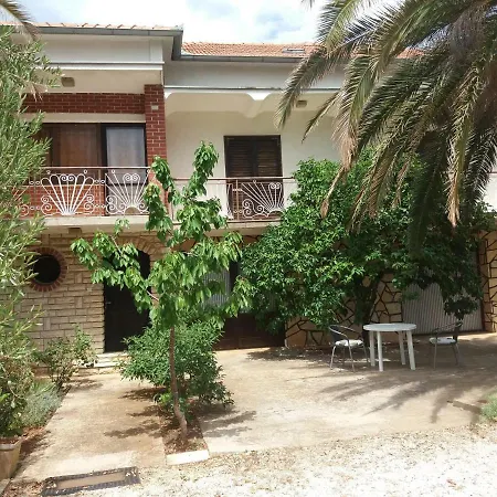 Appartement Apartman Zlatko à Zadar Extérieur photo