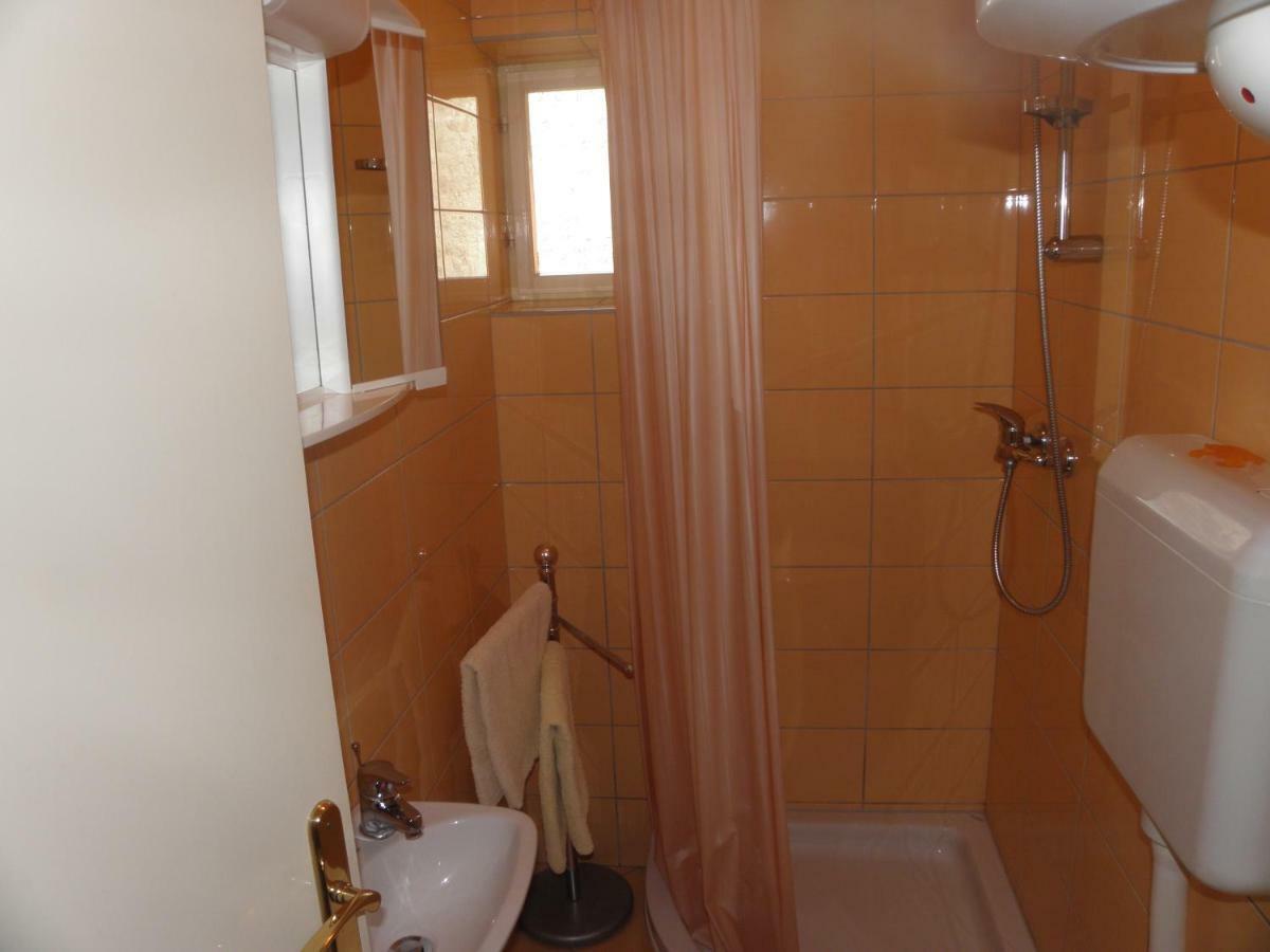 Apartman Zlatko *